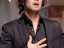 Jencarlos Canela va juca alaturi de Carmen Villalobos intr-o noua telenovela intitulata “Mi corazon insiste”