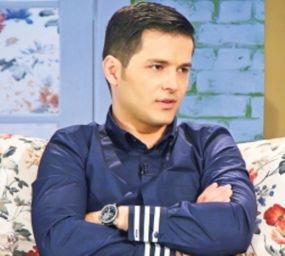 Desi se plange ca nu are succes in dragoste, Liviu Varciu este vazut mereu cu cate o  insotitoare. Cine este ultima sa cucerire