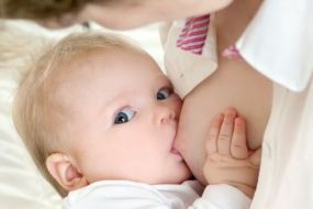 9 lucruri pe care toate femeile insarcinate trebuie sa le stie despre alaptare