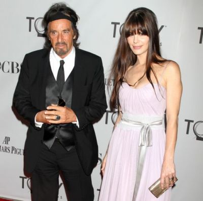 Al Pacino, in centrul atentiei la Premiile Tony : a venit cu iubita cu 40 de ani mai tanara!