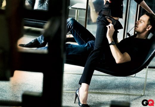 Charlize Theron, impresionata de ''barbatia'' lui Michael Fassbender