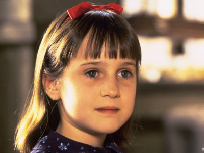 Iti mai aduci aminte de micuta Matilda? Ce s-a intamplat cu actrita care acum 16 ani uimea pe toata lumea si juca alaturi de Danny DeVito