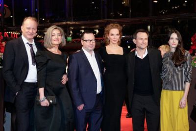 Aparitii controversate pentru Lars von Trier si Shia LaBoeuf la premiera filmului Nymphomaniac. Cum s-au imbracat cele doua staruri pe covorul rosu de la Berlin