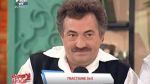 Vezi cu ce condiţie îşi rade Petrică mustaţa