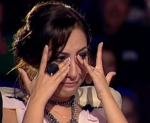 
 Cristina Bondoc si Alina Dinca au impresionat pana la lacrimi juriul si publicul de la &quot;Romanii au talent&quot;!