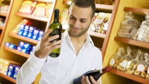 Barbatii din Arabia Saudita nu au voie sa mearga la shopping neinsotiti de femei! Cum comentati?