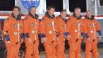 NASA: Muzica trupei Stormy Mondays ii trezeste pe astronautii de pe Endeavour! Iti place cantecul? VIDEO