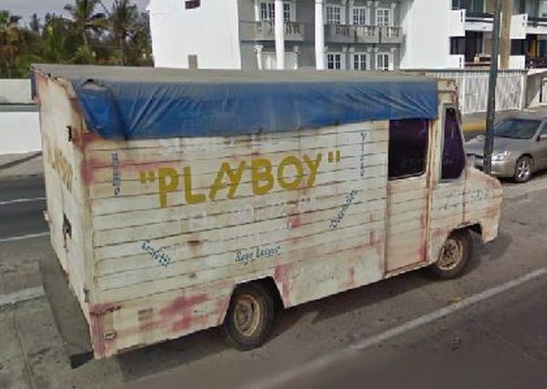 http://assets.sport.ro/assets/protv/2011/09/16/image_galleries/18795/ai-grija-ce-faci-google-maps-e-pe-urmele-tale-uite-cele-mai-penibile-imagini_12.jpg