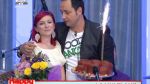 Alinuta din trupa Red Blonde isi serbeaza ziua de nastere in platoul happy hour