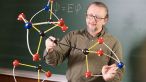 O fetita de 10 ani a inventat o molecula exploziva