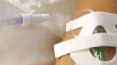 Vedeta de 24 de ani careia medicii nu-i mai dau mult de trait.  Poate sa MOARA si MAINE