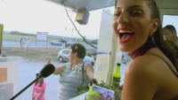 
	Andreea Tonciu rade din orice! Vezi ce show a facut la casa de bilete
