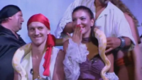 Injuraturi si tipete pe scena circului! Andreea Tonciu, moarta de frica din cauza serpilor  