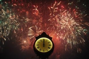 Mesaje amuzante de Anul Nou. Cele mai haioase urari pentru Revelion 2013