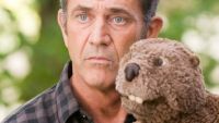 L-au crezut nebun, dar asa a reusit sa-si salveze casnicia si afacerea. Vezi aici un film impresionant ndash; bdquo;Castorul , cu Mel Gibson si Jodie Foster