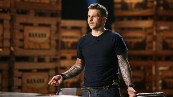 <br />
	I-au dat lacrimile de emotie cand a primit sortul MasterChef! "Gatesc si cu ochii inchisi"<br />

