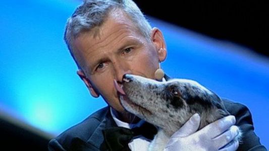 Cel mai tare show de televiziuni din toate timpurile merge mai departe!
TU poti fi cel mai talentat roman din sezonul 4 “Romanii au talent” | Romanii au Talent