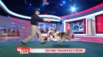 Bruno Icobet si cei trei caini ai lui fac show la Happy Hour