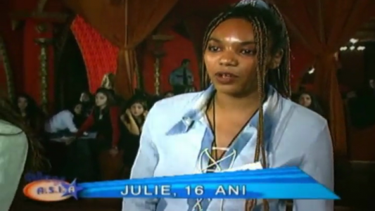 Julie Mayaya, la 16 ani, pe vremea cand participa la show-ul