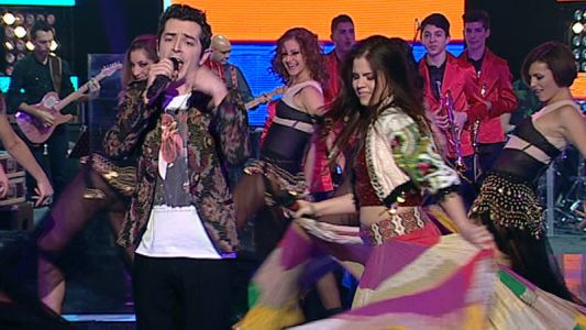 Sanziana Niculae & Moga - Hips don't lie | Vocea Romaniei
