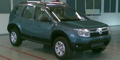 Vezi poze spion cu noua Dacia SUV!