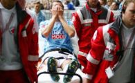 FOTO SOCANT! Lovin, in lacrimi pe targa cu ligamentele rupte! Sta 6 luni!