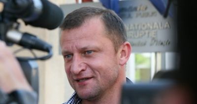 Dorinel, audiat la DNA Pitesti: "Nu inseamna ca e VINOVAT!"