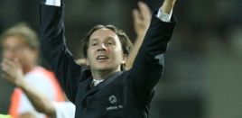 MM si-a facut Top 11 in fotbal: "Imi place Mourinho. E super jocheu. Si n-a fost cal" Vezi aici :)