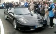 VIDEO / Mamadou Niang a pocnit un fan pentru ca a indraznit sa-i atinga Ferrariul!
