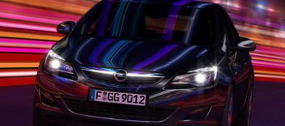ACUM LIVE: Prezentarea Opel Astra LIVE&nbsp;pe www.sport.ro!