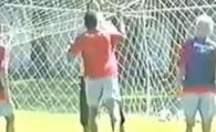 VIDEO! Ce aduce o degajare gresita? Pumni in gura! Cum au ajuns sa se bata doi jucatori