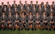 
	NU RATA! Nu o sa-l mai vezi niciodata pe Maradona imbracat asa: La costum, cravata si barba! :))
