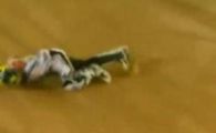 De groaza! Un salt mortal cu motocicleta l-a bagat in coma!