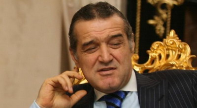 Becali:&nbsp;"Eu sunt principala tinta, campionatul nu se poate amana!"