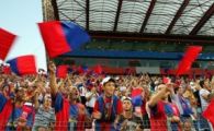 Galeria Stelei s-a strans dupa arestarea lui Becali! Ce crezi ca va scanda la meciul cu Bistrita?