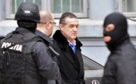 Turcu il apara pe Becali: "L-au saltat in stil mafiot, nu este normal sa fie luat de langa mama si copii!"