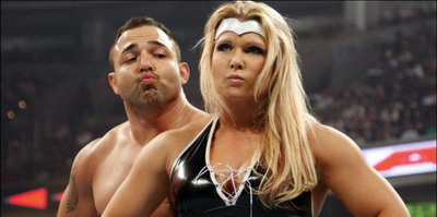 Voteaza cel mai HOT cuplu din wrestling in 2008!