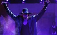 Undertaker si glumele "bolnave"! A inchis-o pe Vickie Guerrero intr-un cosciug