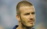 David Beckham se bate cu copii pentru creioane!