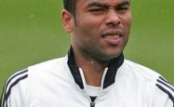 Pleaca Chivu? Inter il vrea pe Ashley Cole!