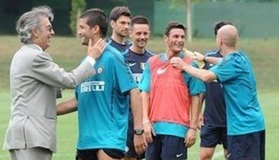 
	Chivu e preferatul lui Moratti! Vezi aici DOVADA:
