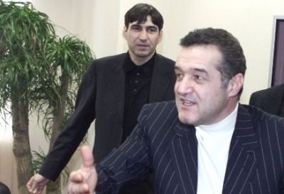 
	Cum l-a cucerit Piturca pe Becali: "Nu stiam ca e capabil sa le faca pe toate... de la masa la iarba de pe teren"
