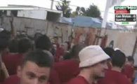 
	VIDEO!!! BATAI intre rapidisti si dinamovisti inainte de intrarea pe stadionul Dinamo!
