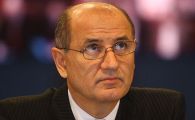 
	Copos, in sarbatoare 45 de minute! Cum a trait in repriza de COSMAR in care Rapid a luat 3 de la Dinamo!
