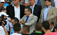 
	VIDEO Gigi, ultras in peluza la Vaslui! Fanii Stelei cer sa fie INTERZIS sase luni! :))
