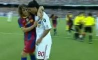 
	Ronaldinho in LACRIMI pe Nou Camp! A facut POZA oficiala cu Barcelona!
