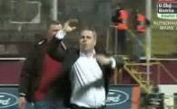 
	Steaua dezaproba gestul lui Sumudica: "Gestuiri nedemne de un om care se pretinde educat!" VIDEO
