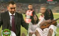 
	SUPER VIDEO Ilie, GIVE me FIVE: le-am dat UNU', ne-au dat PATRU! Asculta BALADA lui Ilie POEZIE!
