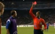 
	VIDEO Eliminat la incalzire! Cel mai stupid cartonas rosu din Liga Campionilor!
