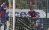 
	Gigi il da pe Bogdan Stancu la Galata: "Trimit toata Steaua la turci!" :)
